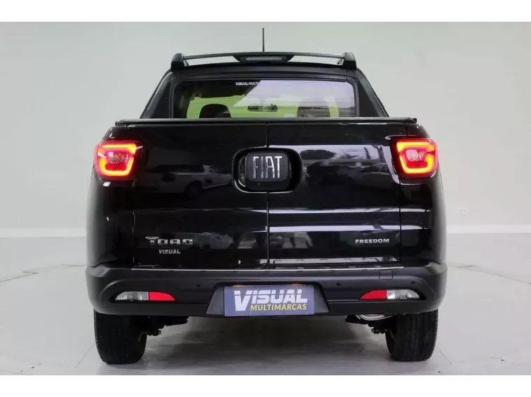 Fiat Toro Preto 3