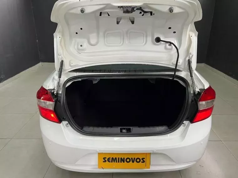 Ford KA Branco 16