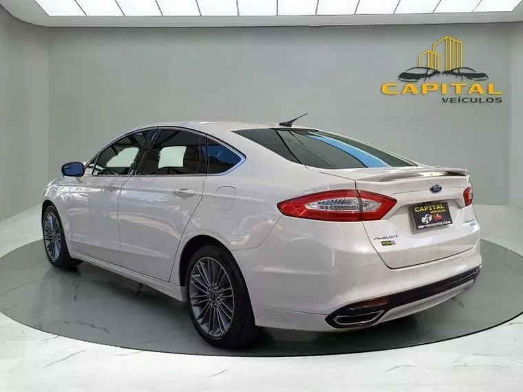 Ford Fusion Branco 10