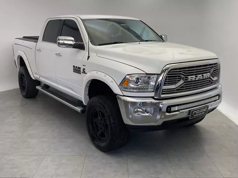 Dodge RAM Branco 20