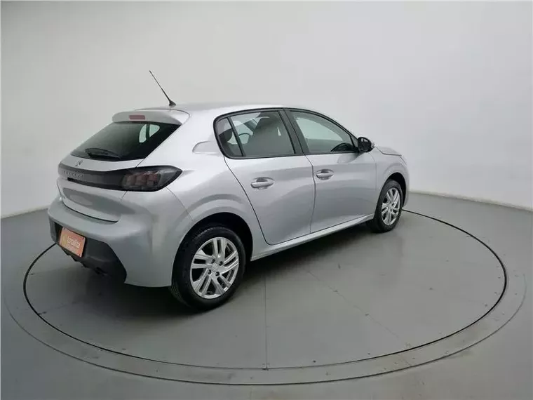 Peugeot 208 Cinza 17