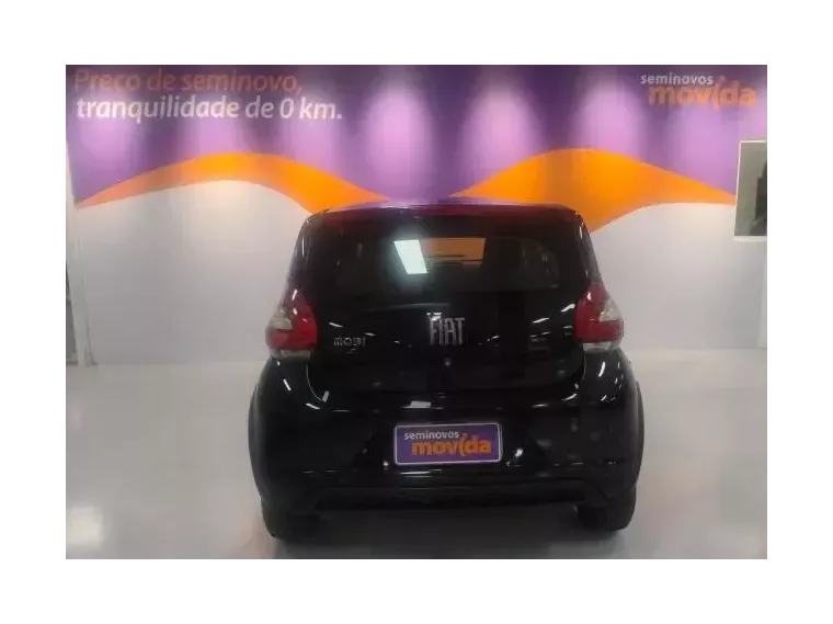 Fiat Mobi Preto 4