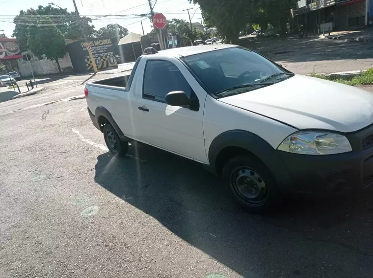 Fiat Strada Branco 16