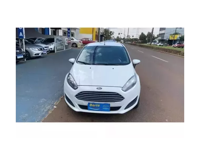 Ford Fiesta Branco 1