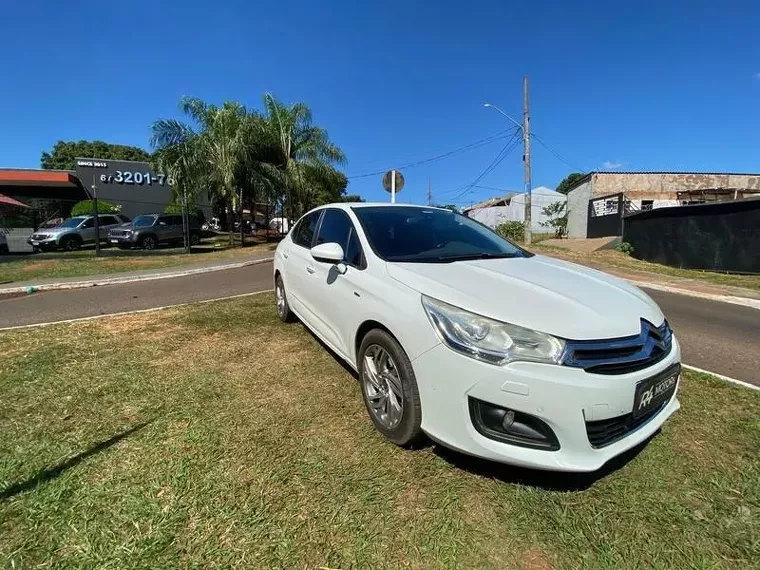 Citroën C4 Lounge Branco 1