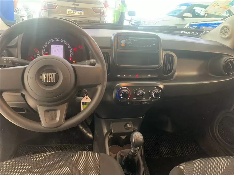 Fiat Mobi Branco 3