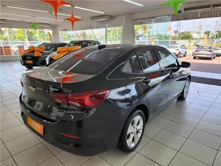 Chevrolet Onix Preto 2