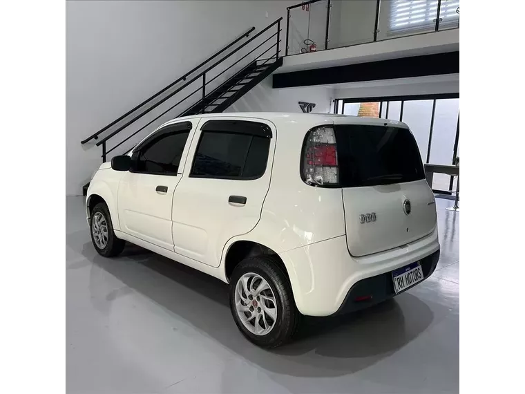 Fiat Uno Branco 2