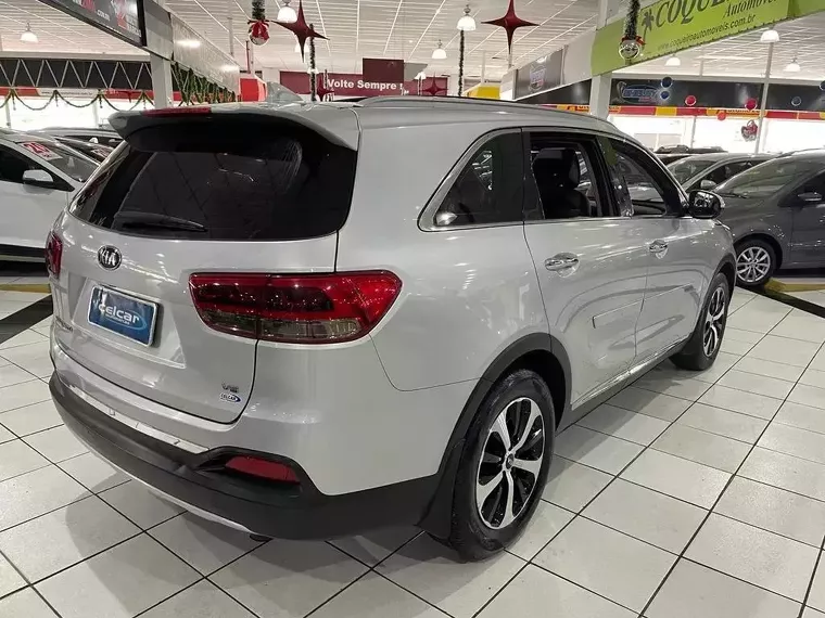 KIA Sorento Prata 12