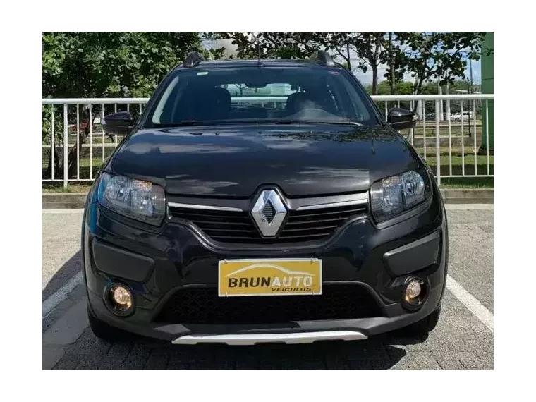 Renault Sandero Preto 4