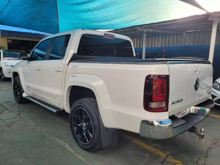 Volkswagen Amarok Branco 15