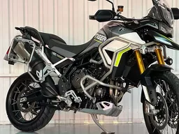 Triumph Tiger 900
