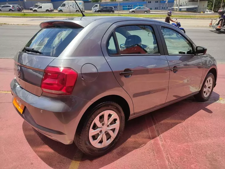 Volkswagen Gol Cinza 12