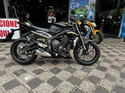 Street Triple