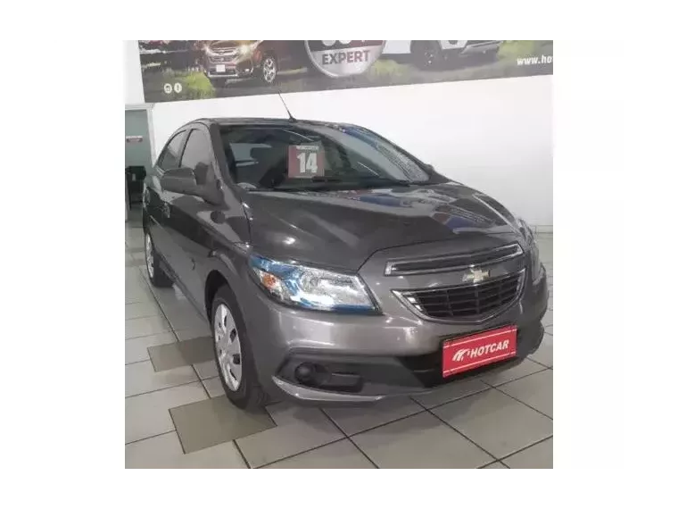 Chevrolet Onix Cinza 9