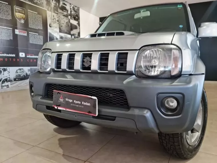 Suzuki Jimny Cinza 6