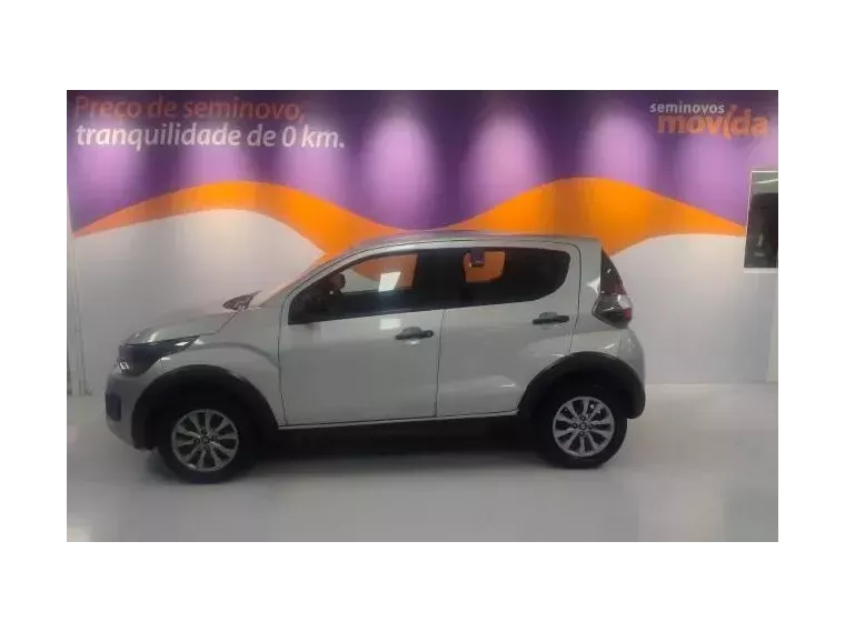 Fiat Mobi Prata 3