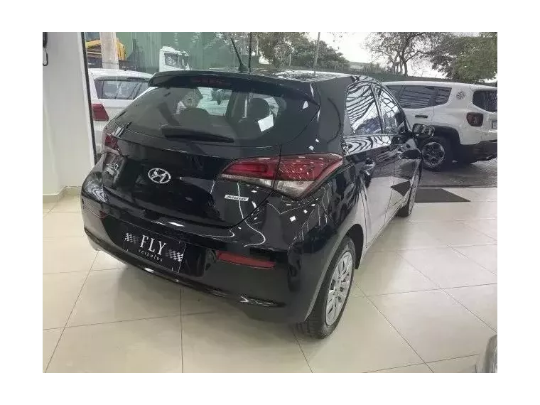 Hyundai HB20 Preto 9