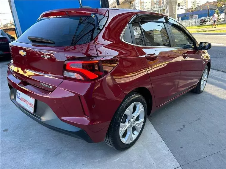 Chevrolet Onix Vermelho 12