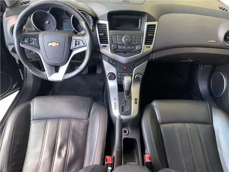 Chevrolet Cruze Preto 3