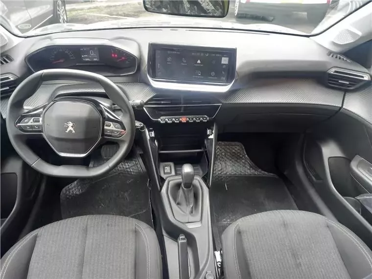 Peugeot 208 Cinza 7