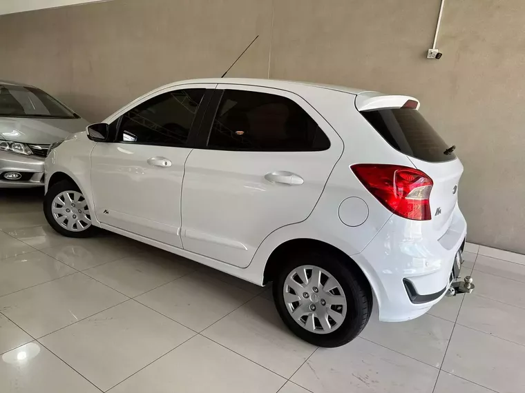 Ford KA Branco 7