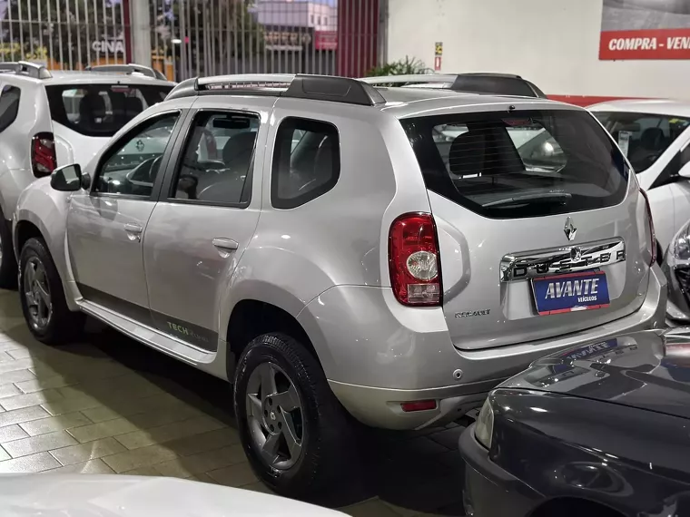 Renault Duster Prata 1