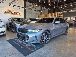 BMW 320i