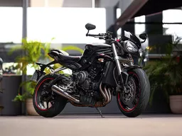 Street Triple