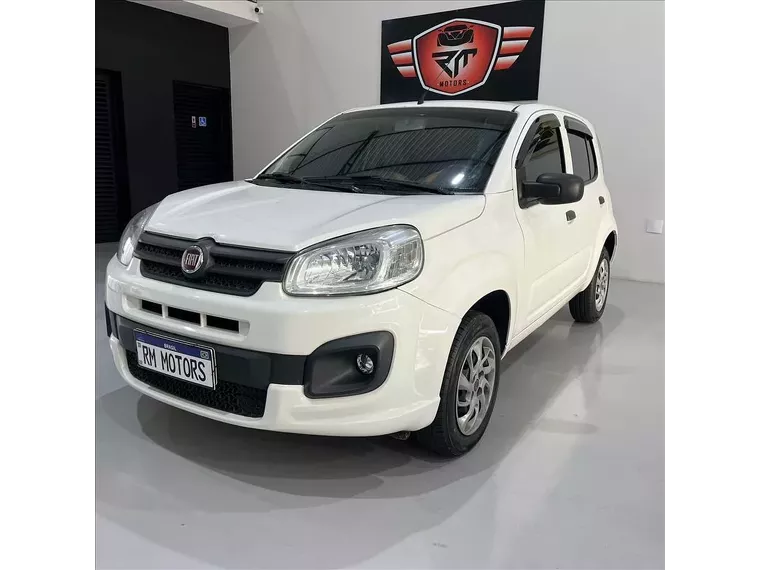 Fiat Uno Branco 1