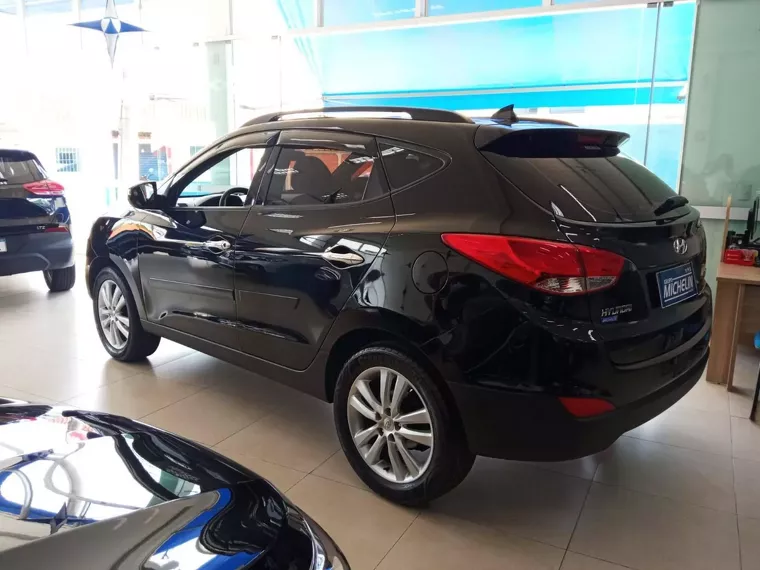 Hyundai IX35 Preto 10