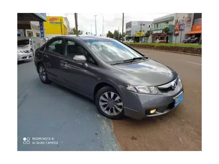 Honda Civic Cinza 9