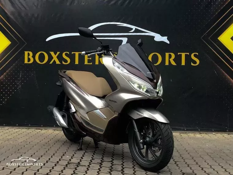 Honda PCX Prata 1