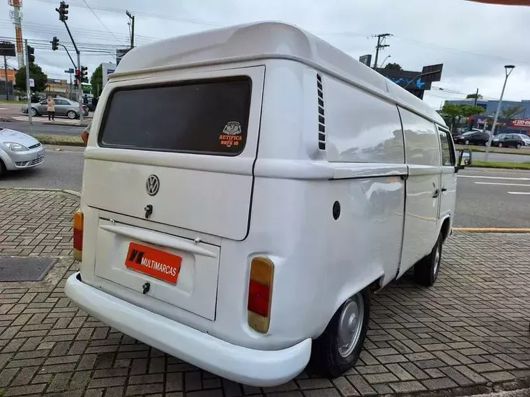 Volkswagen Kombi Branco 1