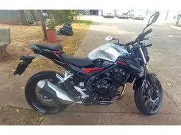 CB 500