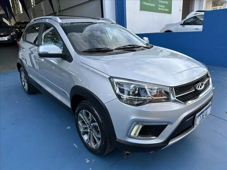 Chery Tiggo 2 Prata 3