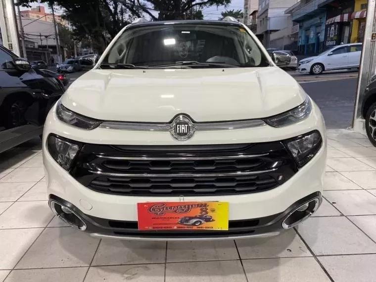 Fiat Toro Branco 1