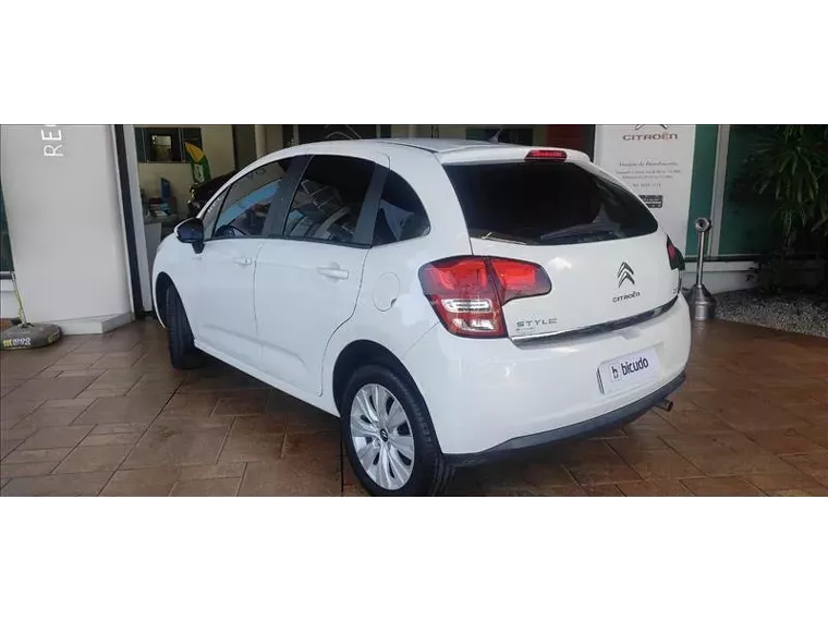 Foto do carro