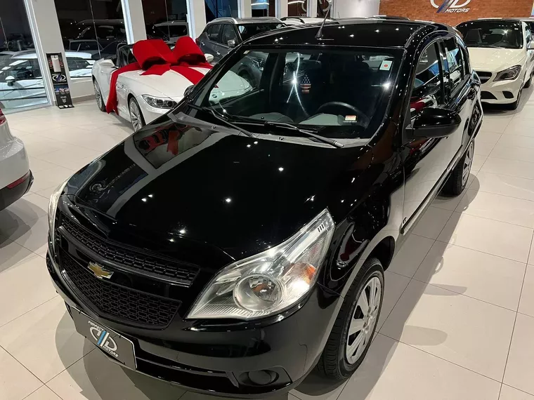 Chevrolet Agile Preto 10