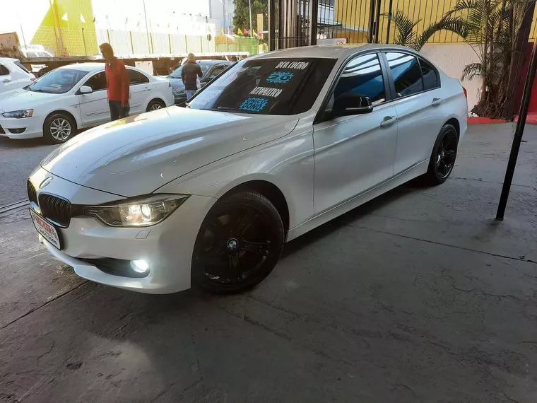 BMW 320i Branco 1