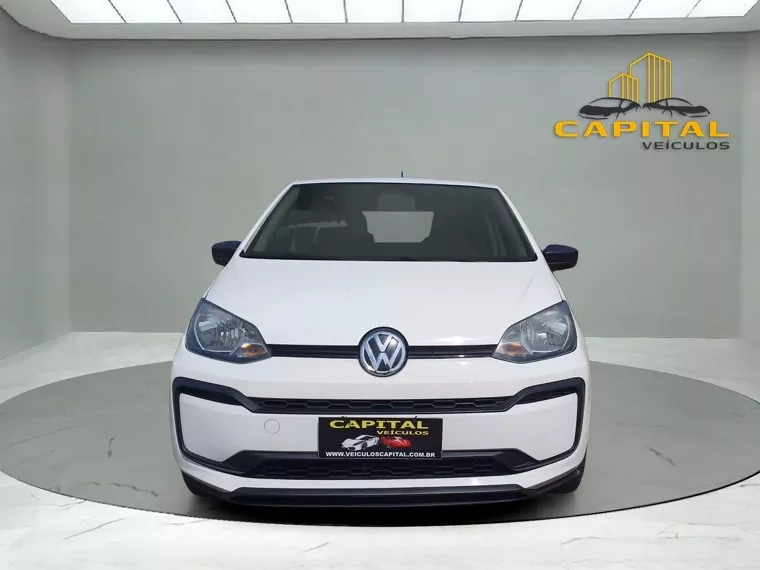 Volkswagen UP Branco 3