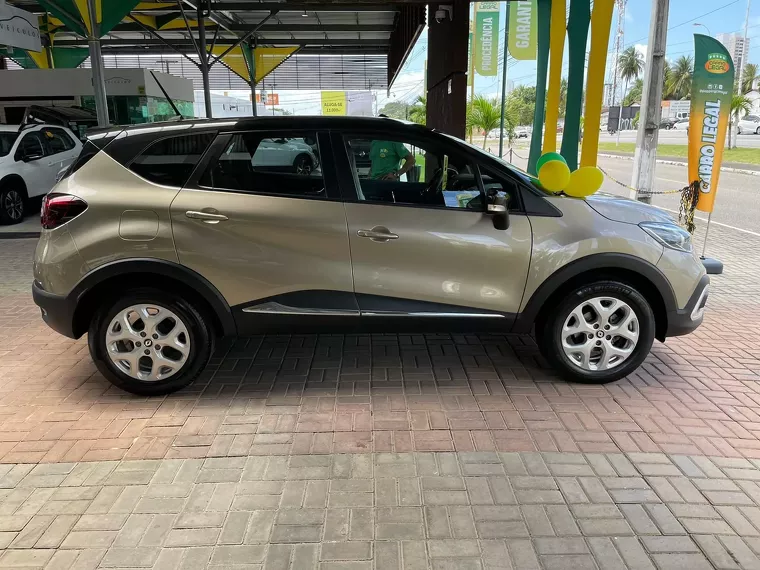 Renault Captur Bege 3