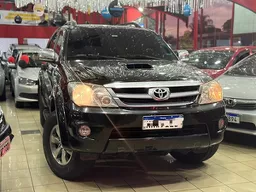 Toyota Hilux SW4