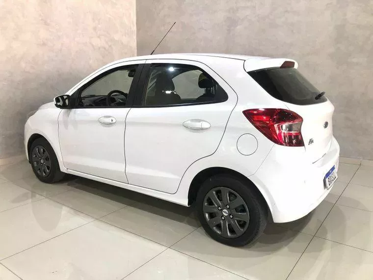 Ford KA Branco 13