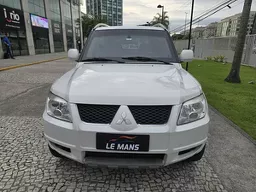 Mitsubishi Pajero TR4