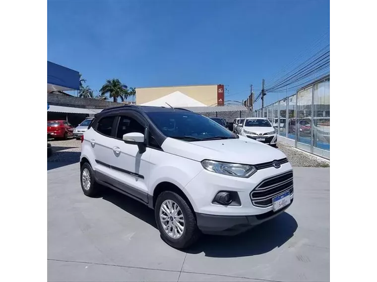 Ford Ecosport Branco 11