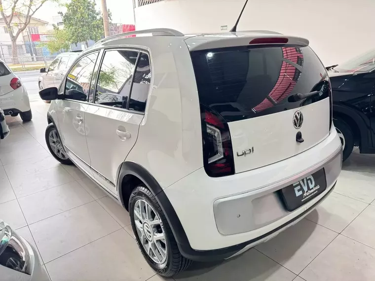 Volkswagen Cross UP Branco 5