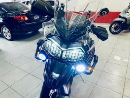 Triumph Tiger 800