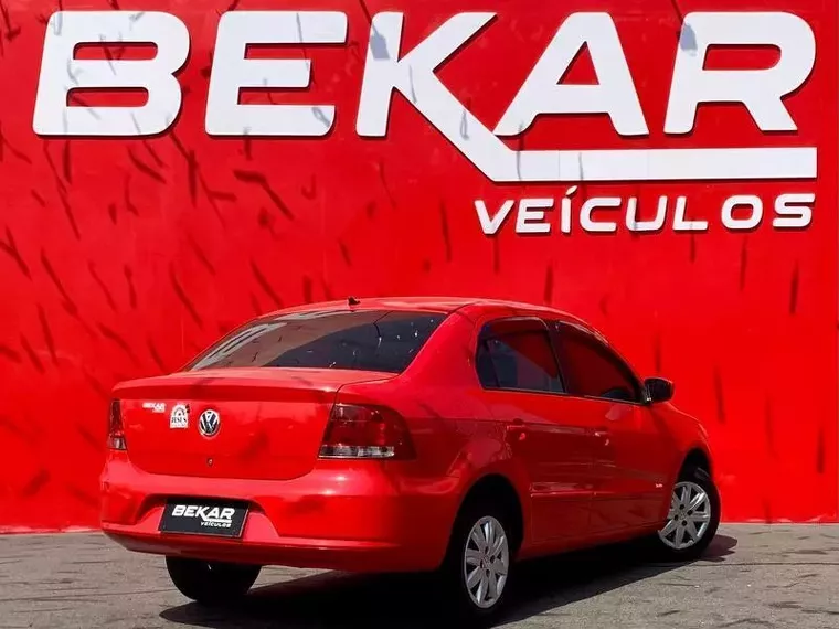 Volkswagen Voyage Vermelho 4