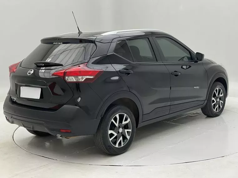 Nissan Kicks Preto 7